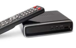 Perché dopo il 20 ottobre 2021 vedo ancora i canali RAI e MEDIASET non HD ?